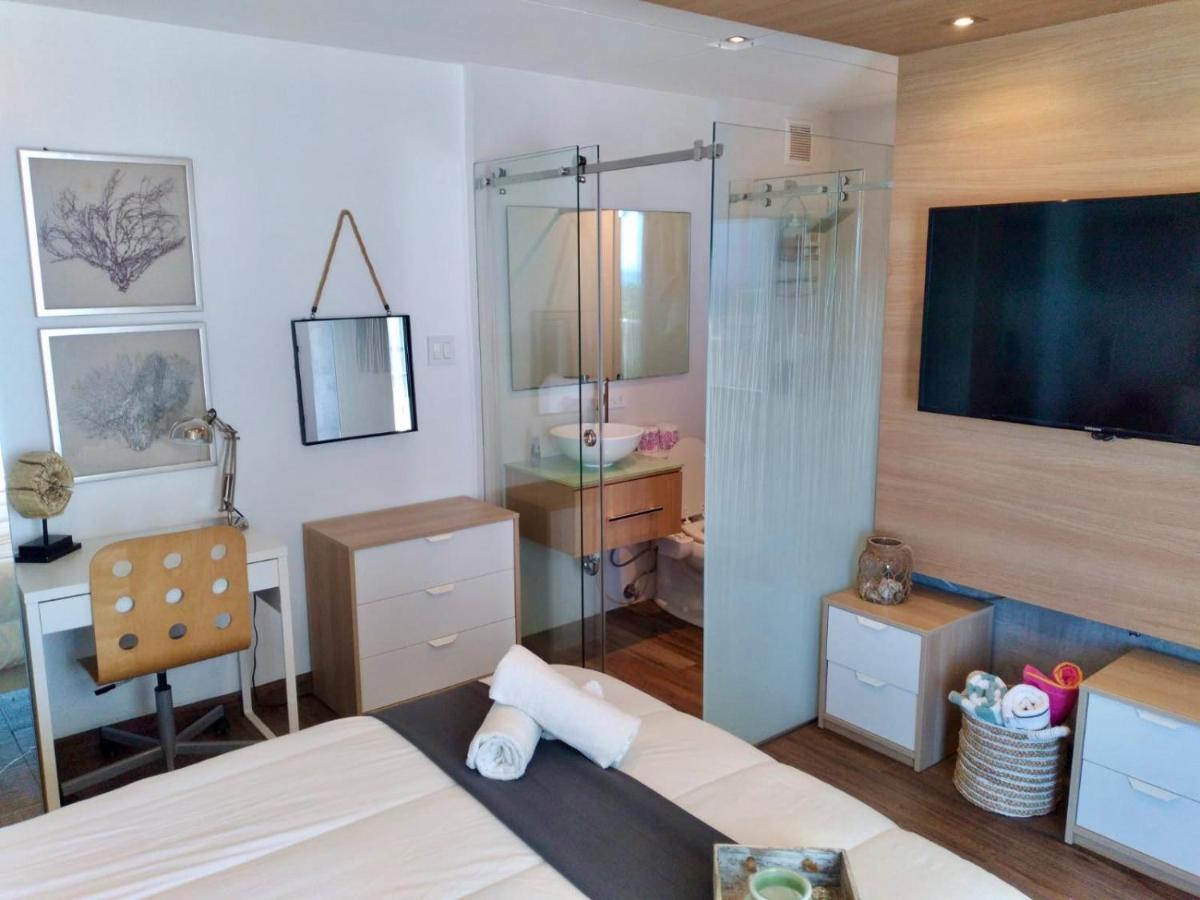 Pr Rentals Beach Front Penthouse A 604 San Juan Exteriör bild
